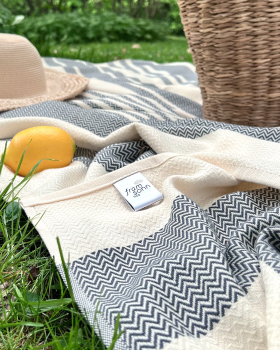 Preview: Leichte Sommerdecke Boho Living Zick-Zack - 009 Grau